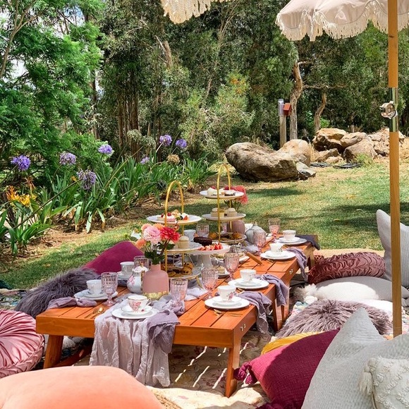 Meet your Posher, Brooke 💜 - Picture 10 of 13